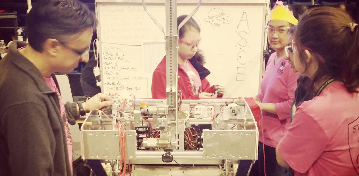 Q&A with FRC Team 692 – The Fembots, Team Captain Allison Oliveros
